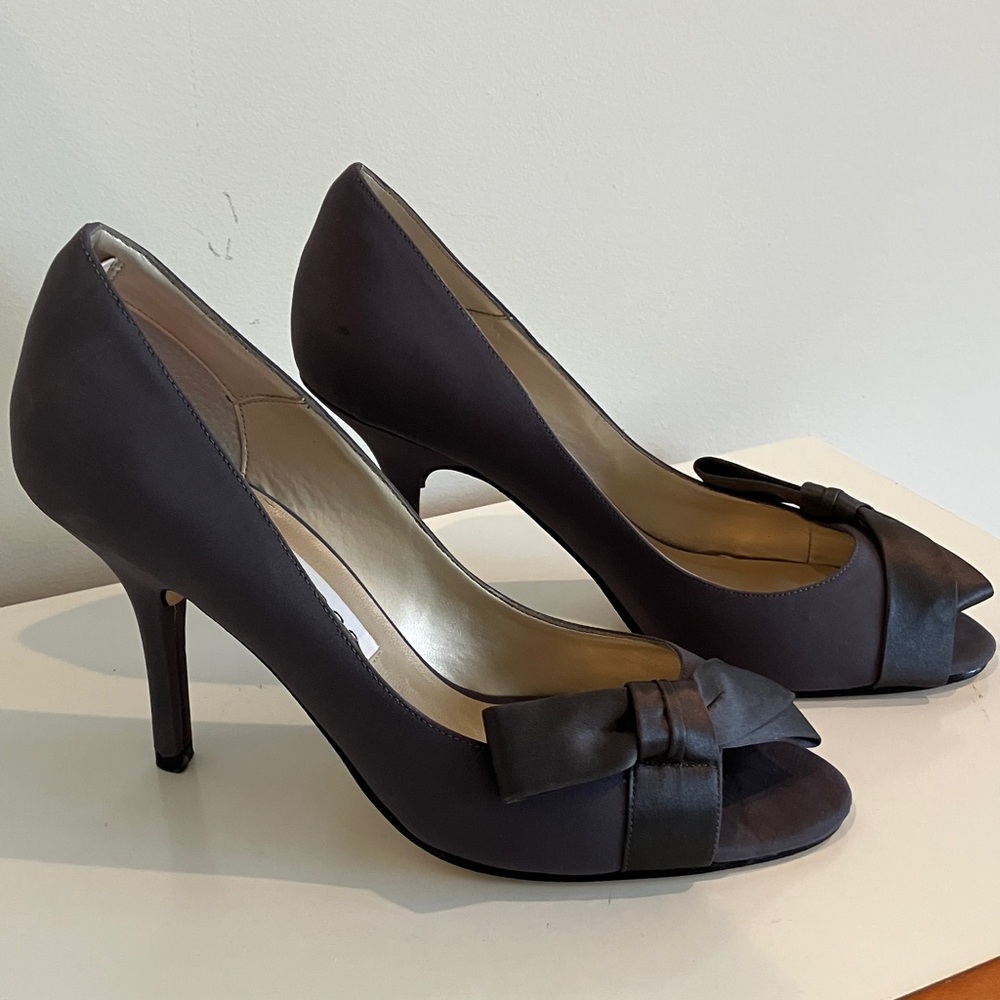 Caparros Grey Bow Peep-Toe Heels